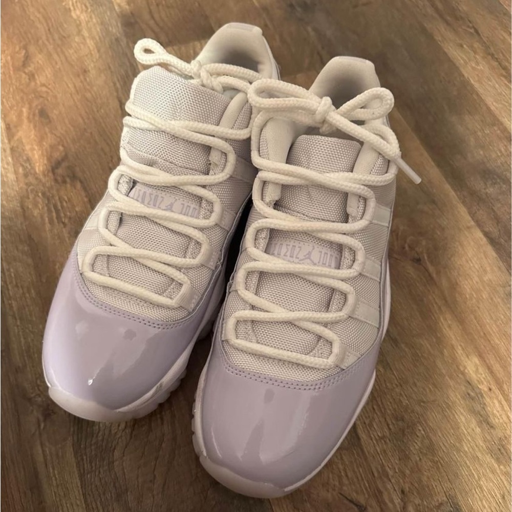 Pure violet jordan 11s